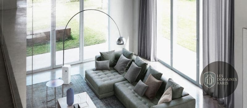 Espace intérieur du lieu Espace Lumière en Île-de-France