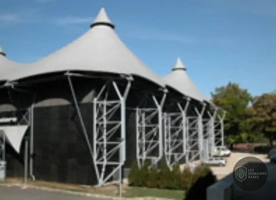 Vue extérieure du lieu Espace Mélinda en Île-de-France