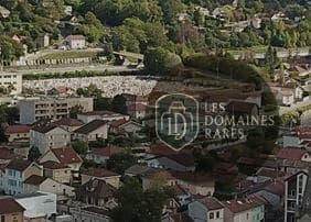 Vue extérieure du lieu Espace Morgado à Bourgoin en Auvergne-Rhône-Alpes