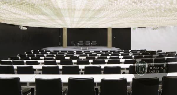 Salle de réunion 1 du centre de conférence Espace Niemeyer en Île-de-France