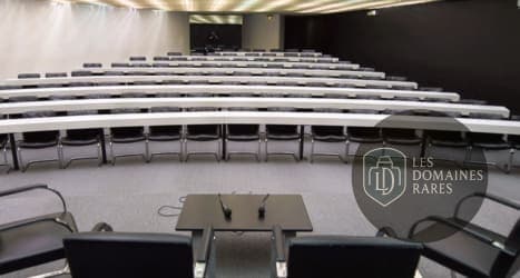 Salle de réunion 9 du centre de conférence Espace Niemeyer en Île-de-France