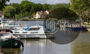 Vue extérieure du lieu Espace Saint Euverte à Orléans en Centre-Val de Loire