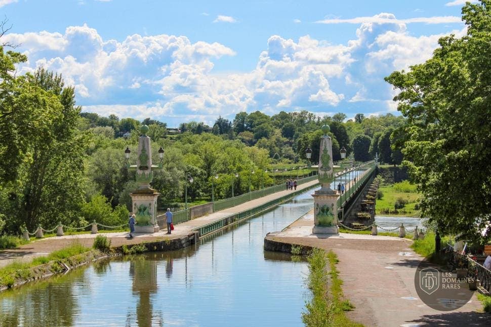 Vue extérieure du lieu Espace Saint Euverte à Orléans en Centre-Val de Loire