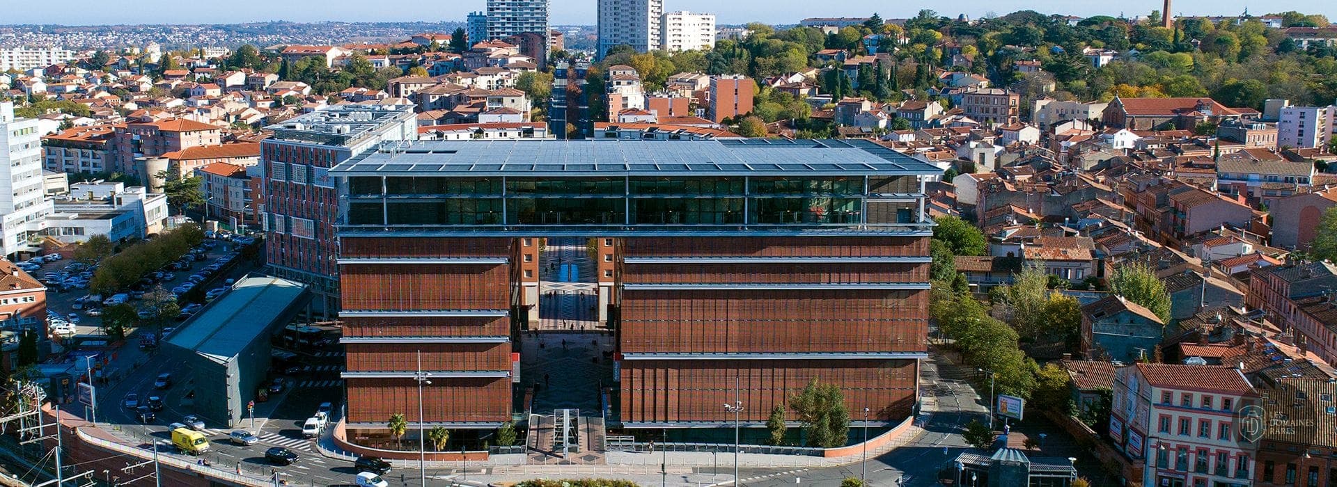 Vue extérieure du salle de séminaire Espaces Vanel à Toulouse en Occitanie