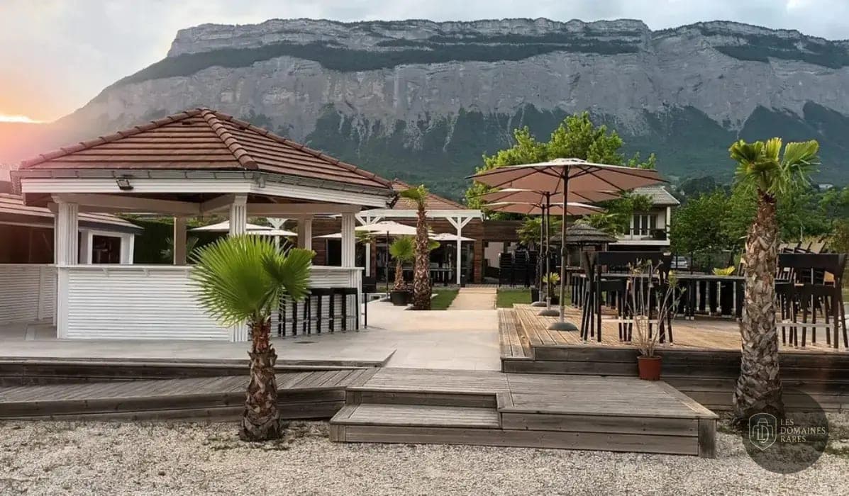 Etablissement Le 197 7 étoiles - Espace de réception en Auvergne-Rhône-Alpes pour séminaire isère