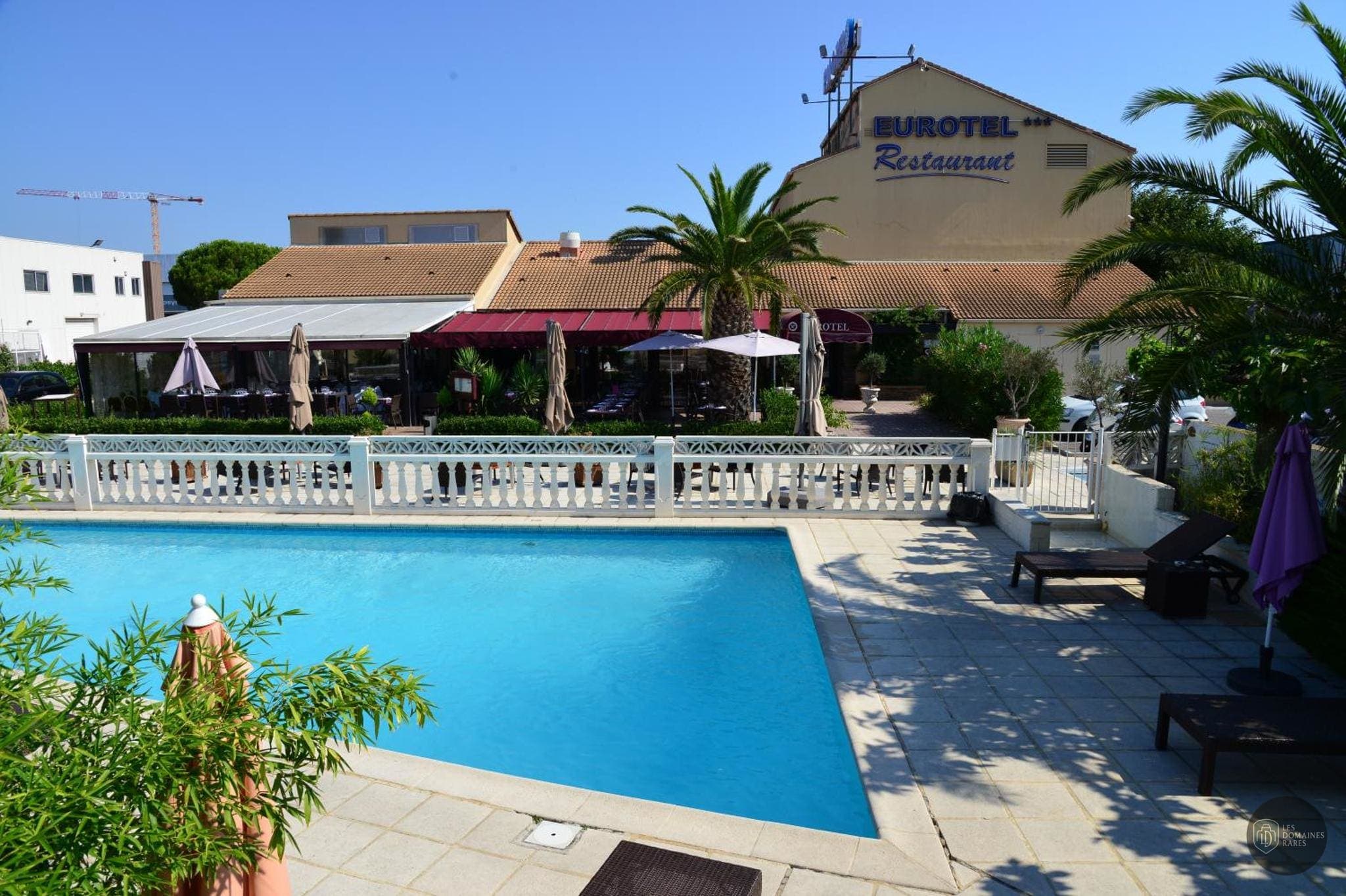 Piscine et activités du lieu Eurotel en Bourgogne-Franche-Comté