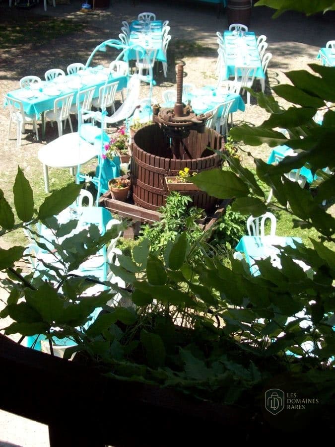 Vue extérieure de la ferme Ferme De Damply en Île-de-France