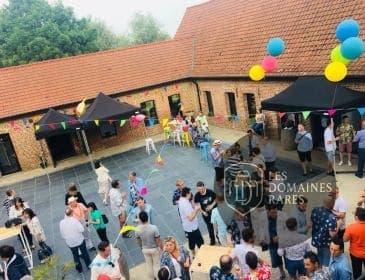 Vue extérieure de la ferme Ferme Saint Chrysole à Wambrechies en Hauts-de-France
