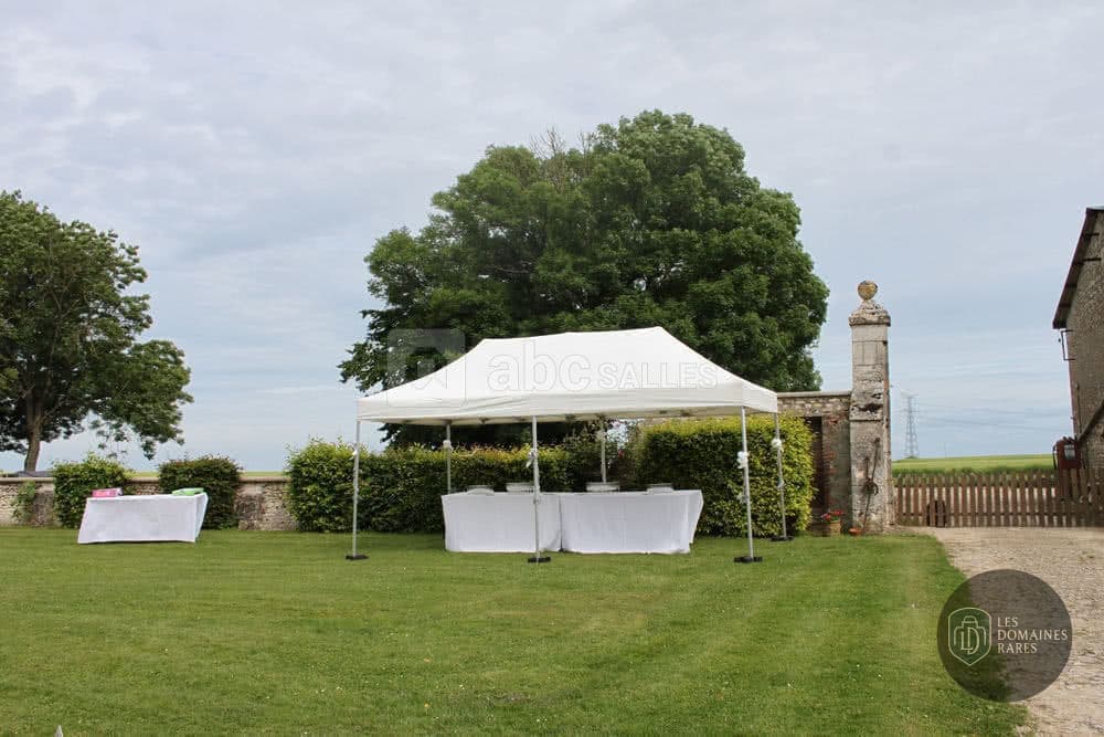 Vue extérieure de la ferme Ferme d'Abbonville à Tivernon en Centre-Val de Loire