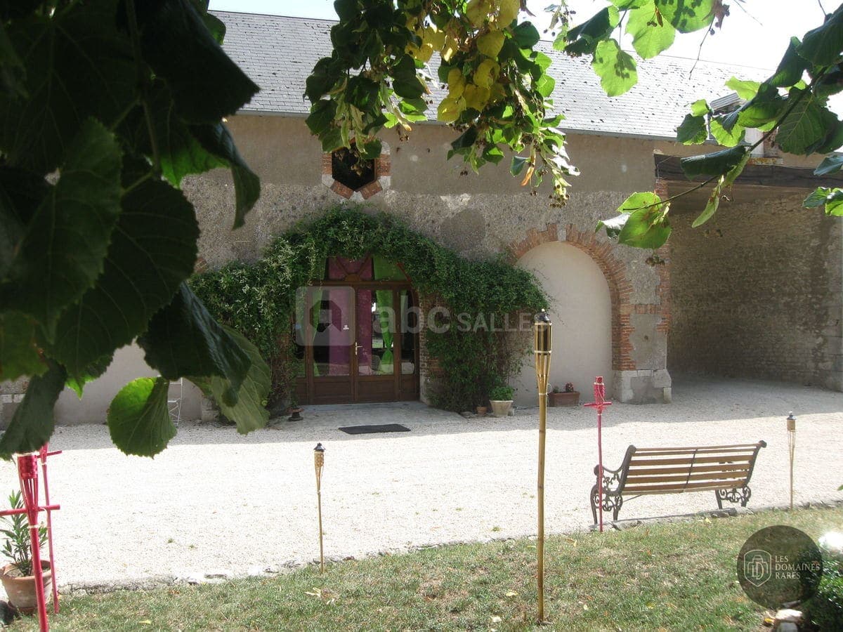 Vue extérieure de la ferme Ferme d'Abbonville à Tivernon en Centre-Val de Loire