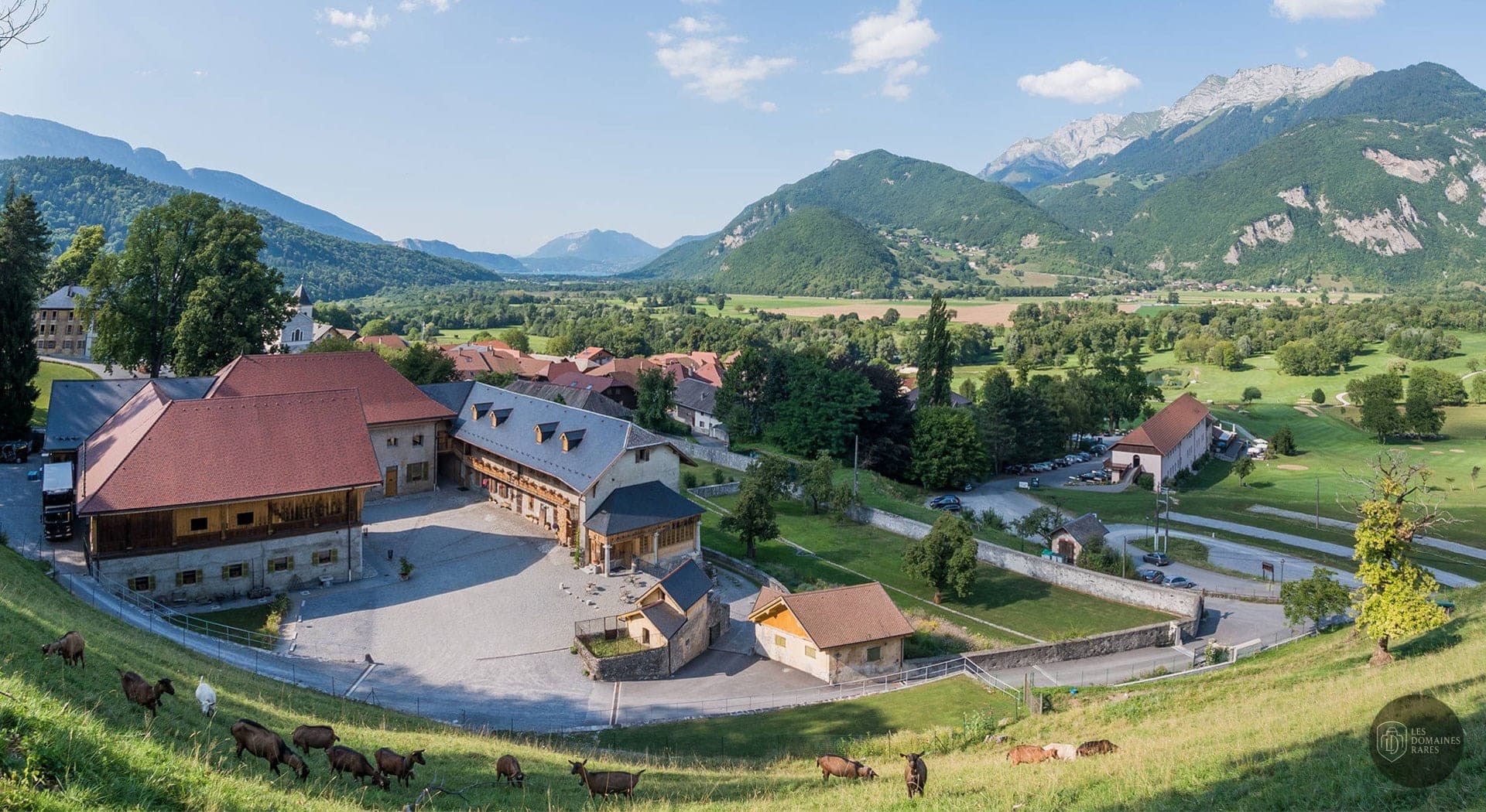 Vue extérieure de la ferme Ferme de Gy à Giez en Auvergne-Rhône-Alpes