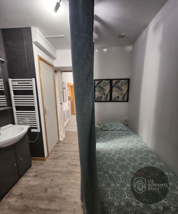 Chambre de la ferme Ferme de La Petite Loge à La en Île-de-France