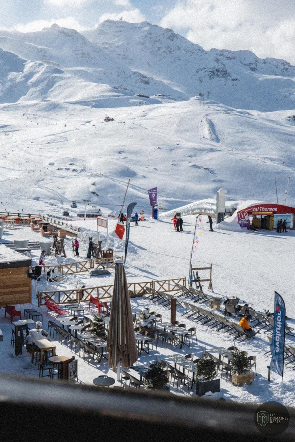 Vue extérieure de l'hôtel Fitz Roy Hotel à Val en Auvergne-Rhône-Alpes