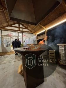 Espace intérieur de l'hôtel FootGolf GreenPark en Île-de-France