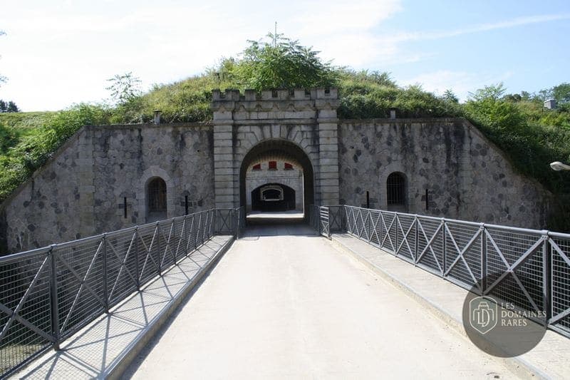 Entrée principale du Fort de Feyzin