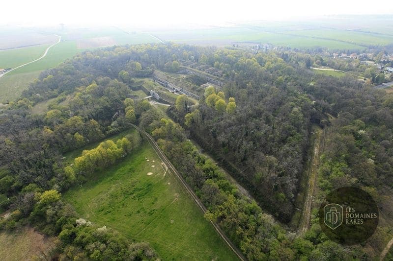 Vue aérienne du Fort de Feyzin
