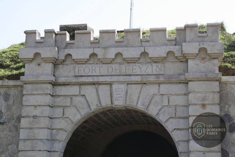 Entrée principale du Fort de Feyzin
