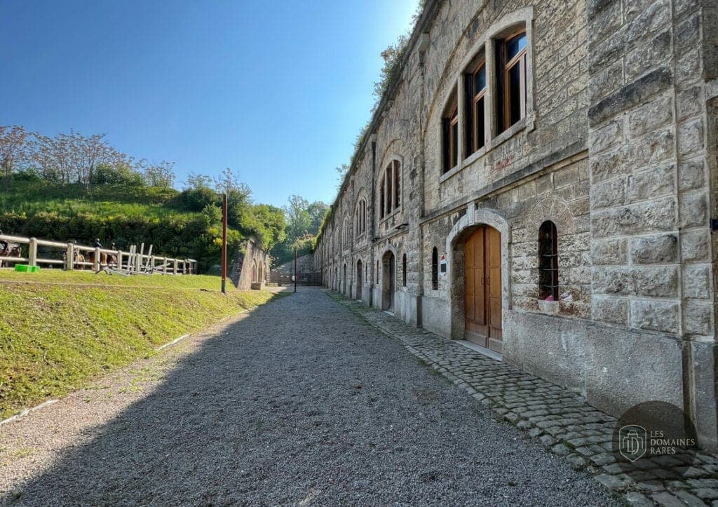 Façade extérieure du Fort de Feyzin
