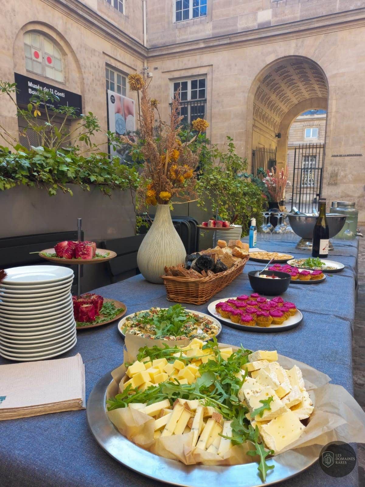 Restaurant de la ferme Frappé par Bloom à Paris en Île-de-France