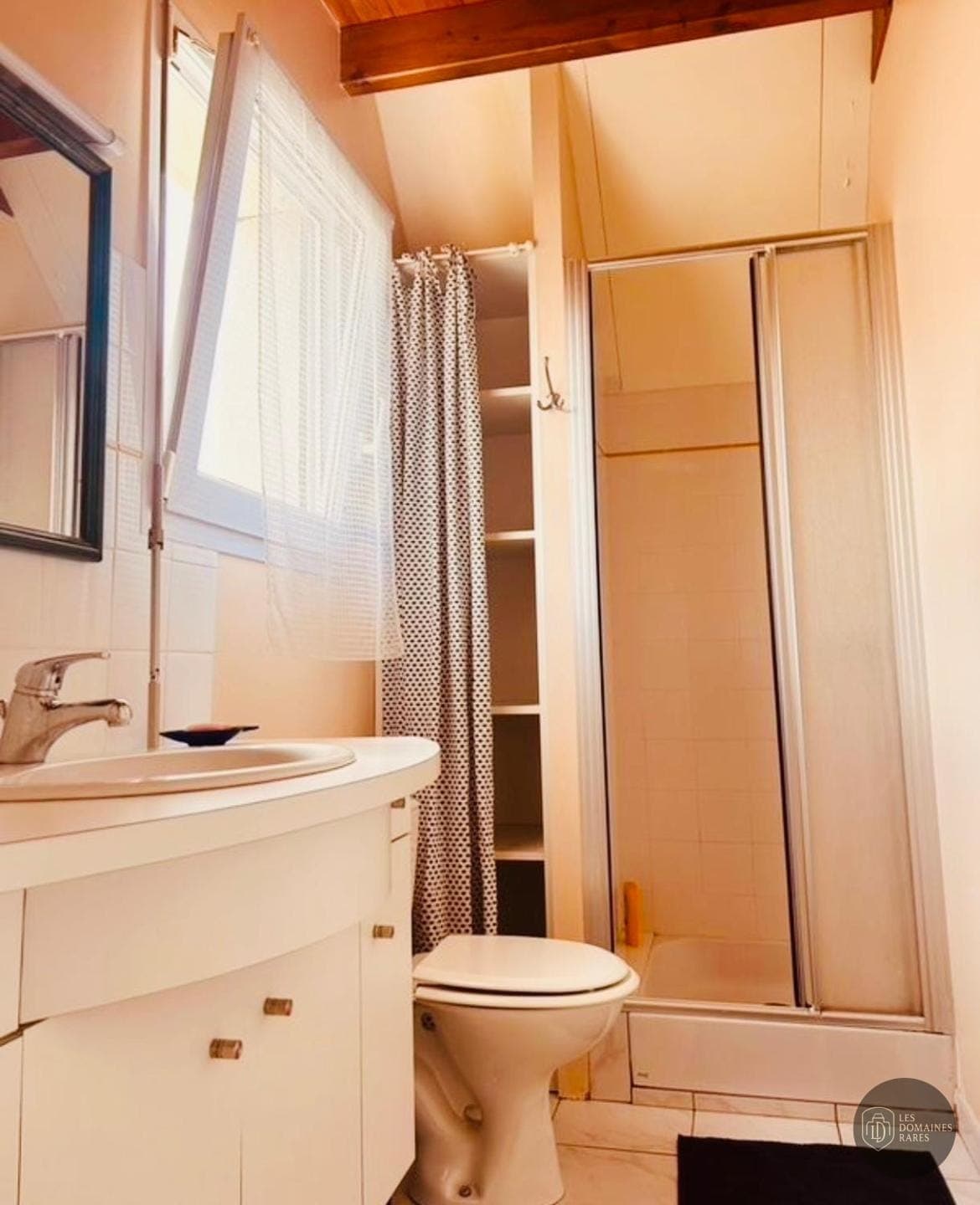 Salle de bain du gîte Gîte La Chaponie à Saint en Auvergne-Rhône-Alpes