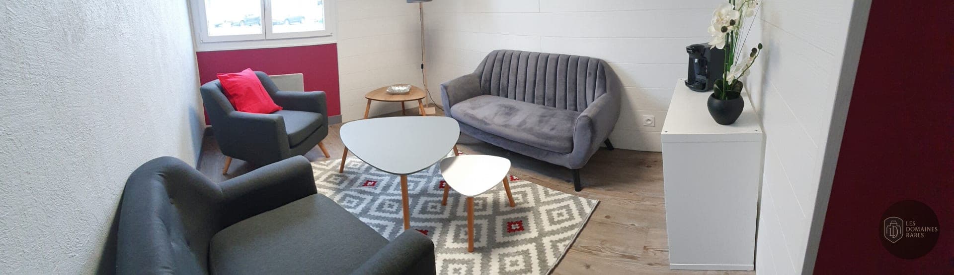 Espace intérieur de l'hôtel Gessica Center à Longvic en Bourgogne-Franche-Comté