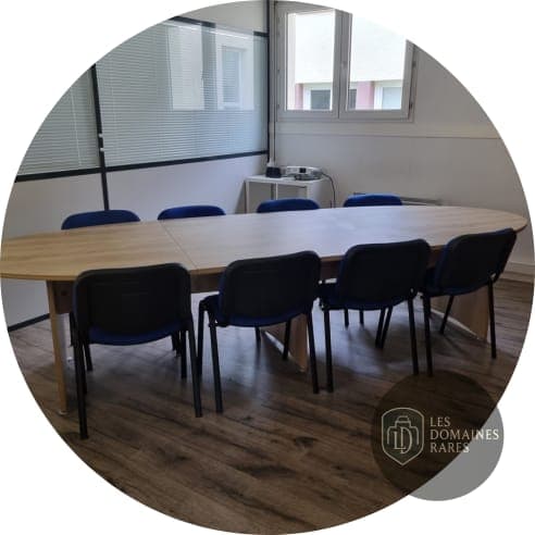 Salle de réunion 5 de l'hôtel Gessica Center à Longvic en Bourgogne-Franche-Comté