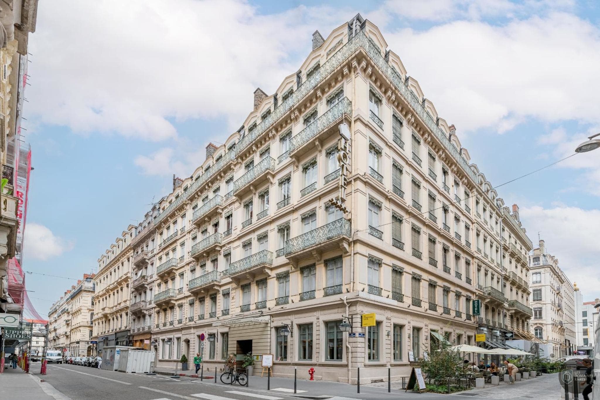 Vue extérieure de l'hôtel Globe et Cecil Hotel à Lyon en Auvergne-Rhône-Alpes