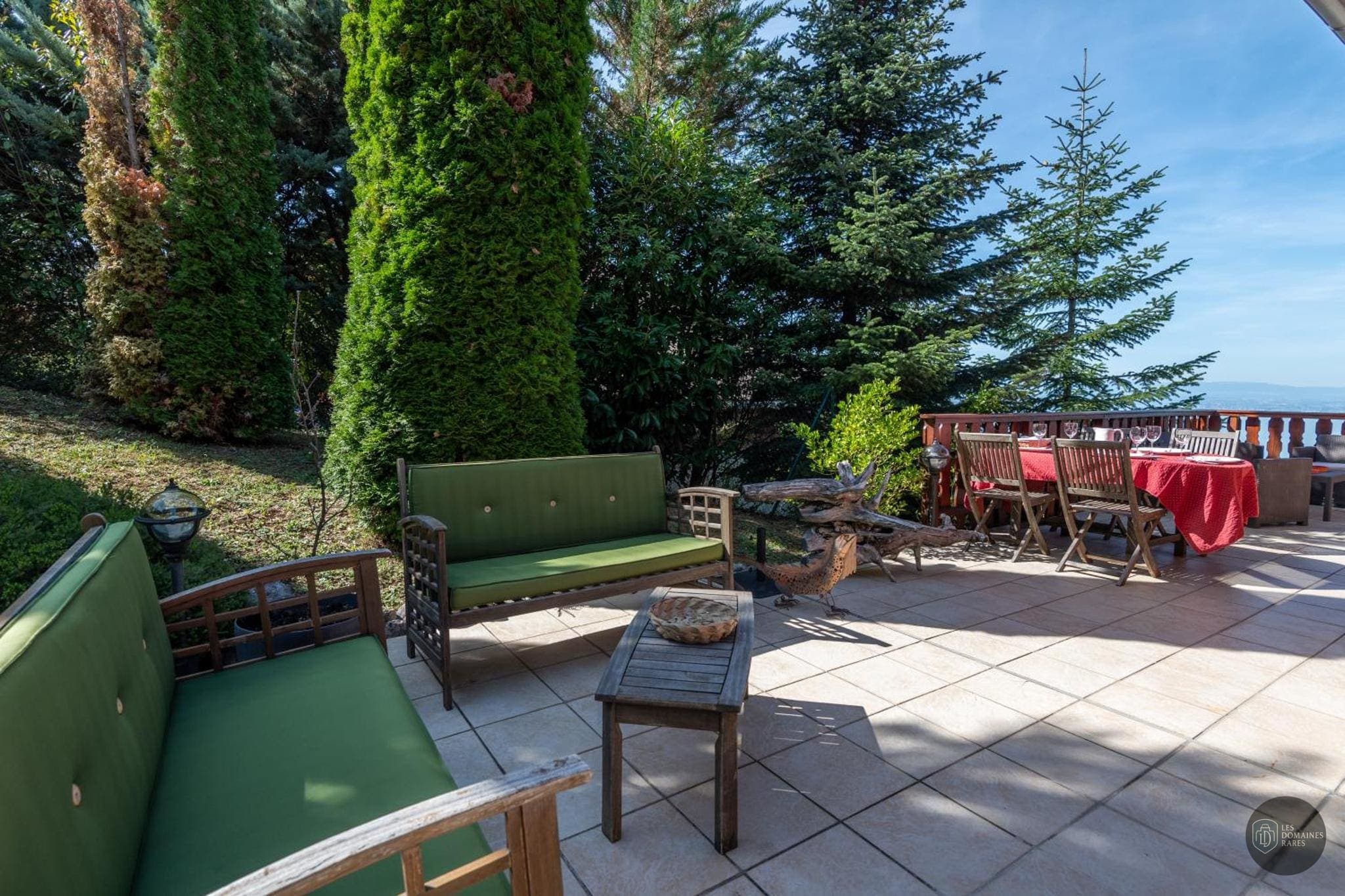 Vue de l'hôtel Golf Club Seraincourt à Seraincourt en Île-de-France