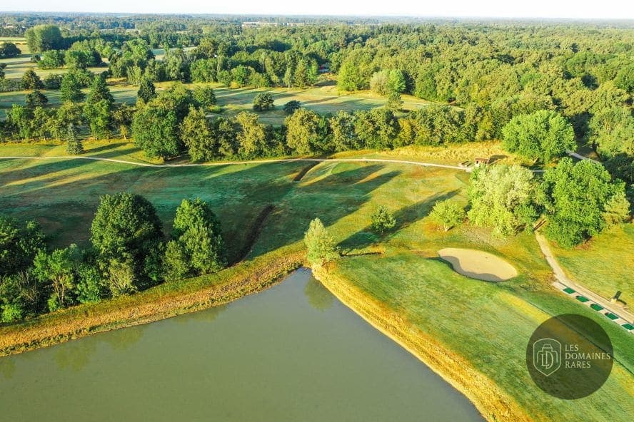 Vue aérienne du terrain de golf