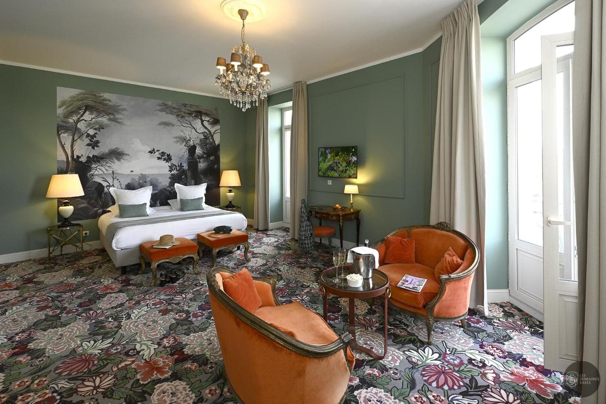 Chambre de l'hôtel Grand Hôtel Henri en Provence-Alpes-Côte d'Azur
