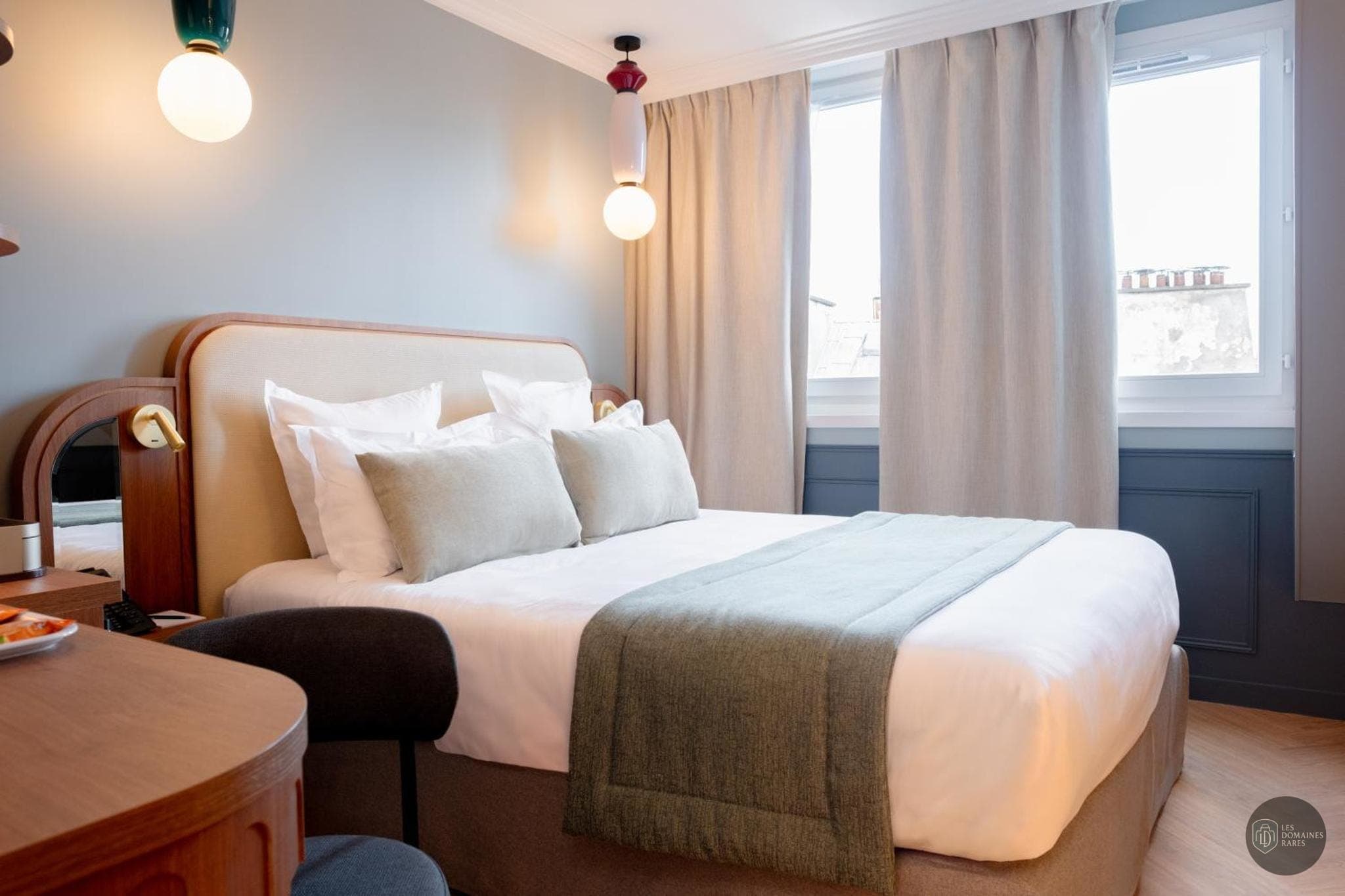 Chambre de l'hôtel Grand Hotel Saint Michel à Paris en Île-de-France