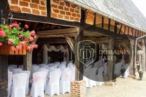 Vue extérieure du lieu Grange de Rouville à Hébécourt en Normandie