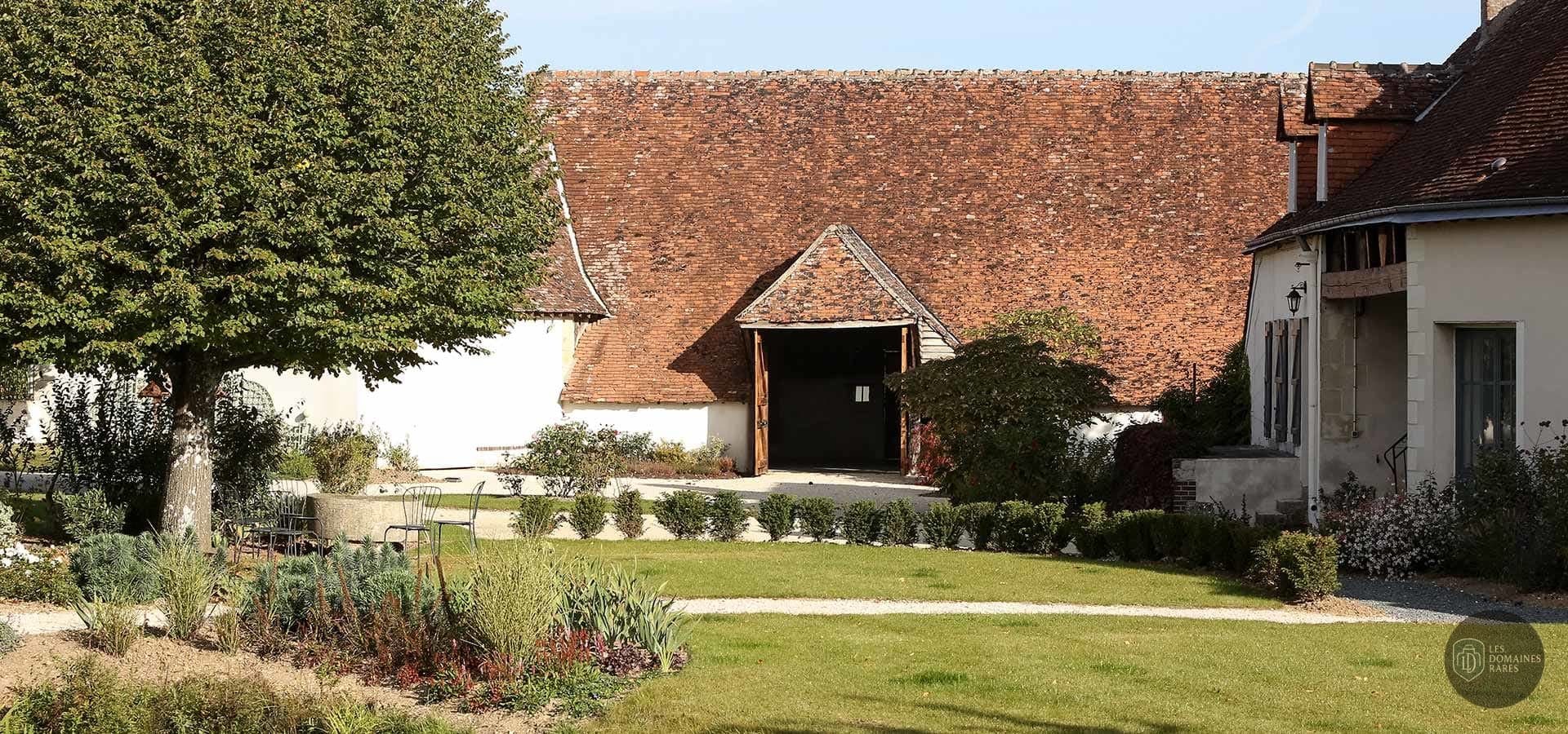 Vue extérieure du lieu Grange des Barres à Noizay en Centre-Val de Loire