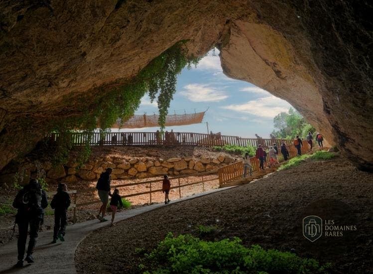 Accès au belvédère des grottes