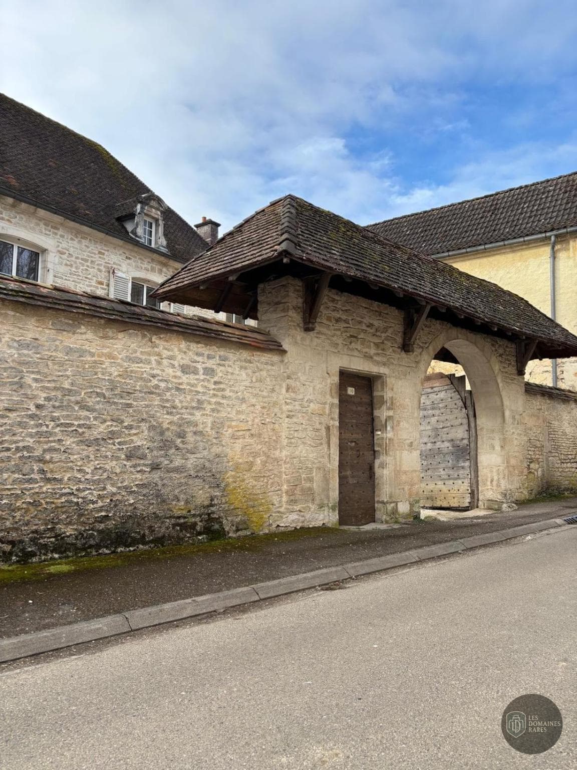 Vue extérieure du lieu Grottes du Foulon à Châteaudun en Centre-Val de Loire