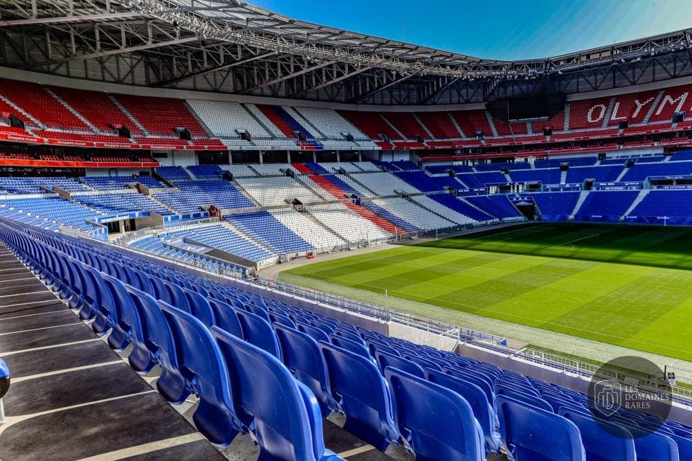 Espace intérieur du lieu Groupama Stadium à Lyon en Auvergne-Rhône-Alpes