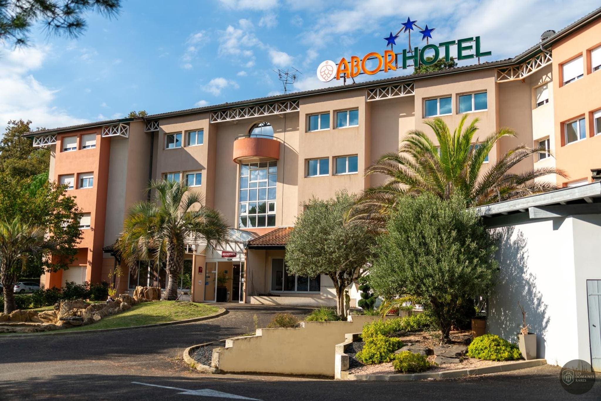 Vue extérieure de l'hôtel Hôtel Abor en Nouvelle-Aquitaine