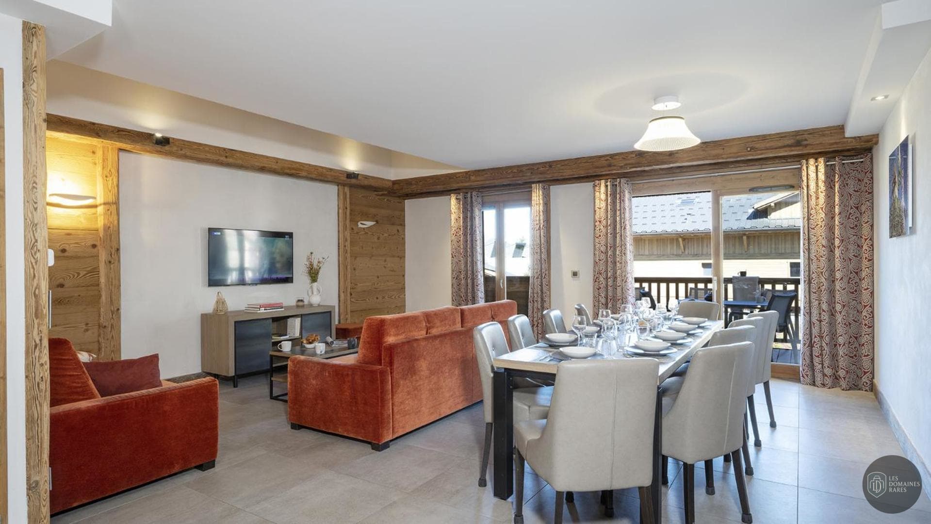 Vue extérieure de l'hôtel Hôtel Alexane à Samoëns en Auvergne-Rhône-Alpes