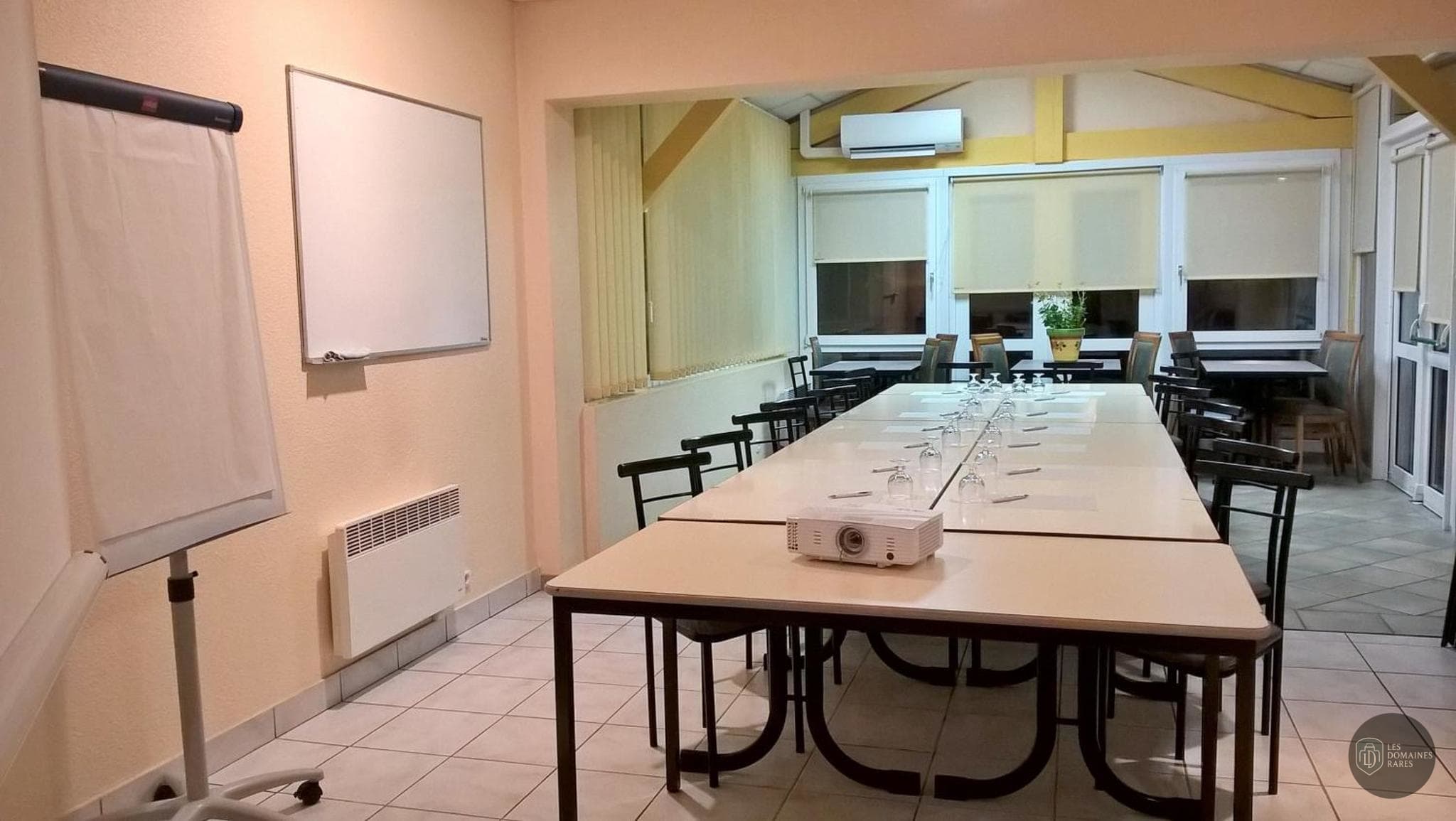 Salle de réunion 1 de l'hôtel Hôtel Alios en Nouvelle-Aquitaine