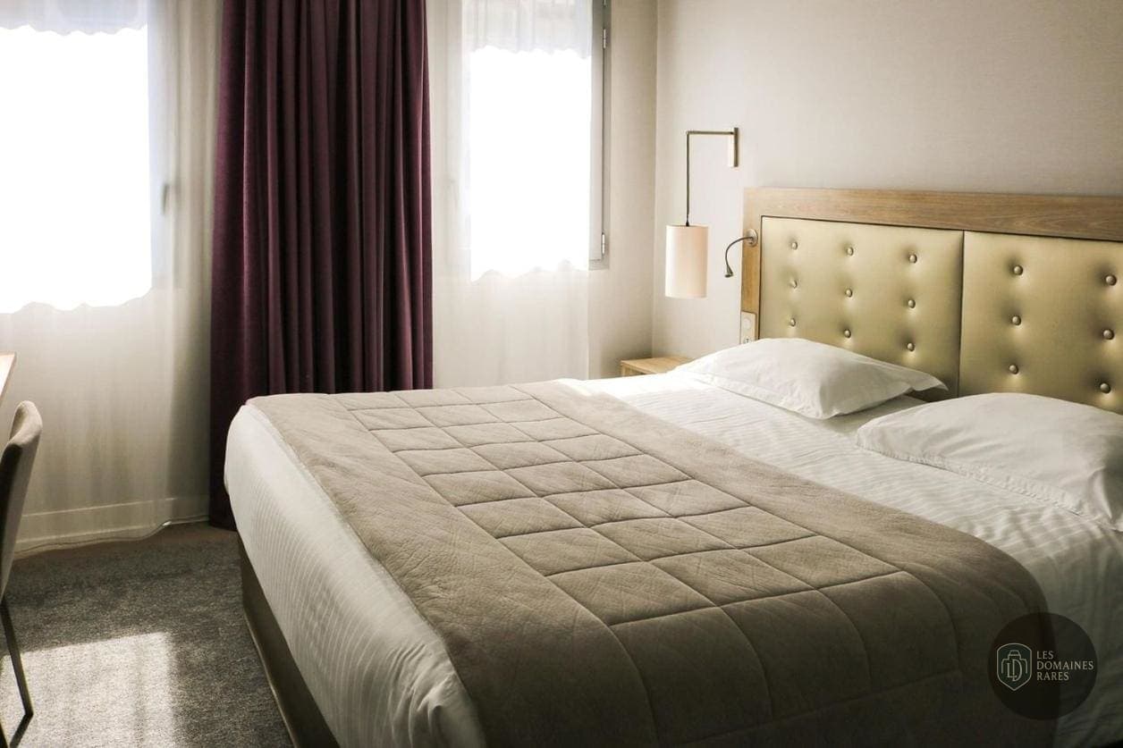 Chambre de l'hôtel Hôtel Anne de Bretagne à La en Pays de la Loire