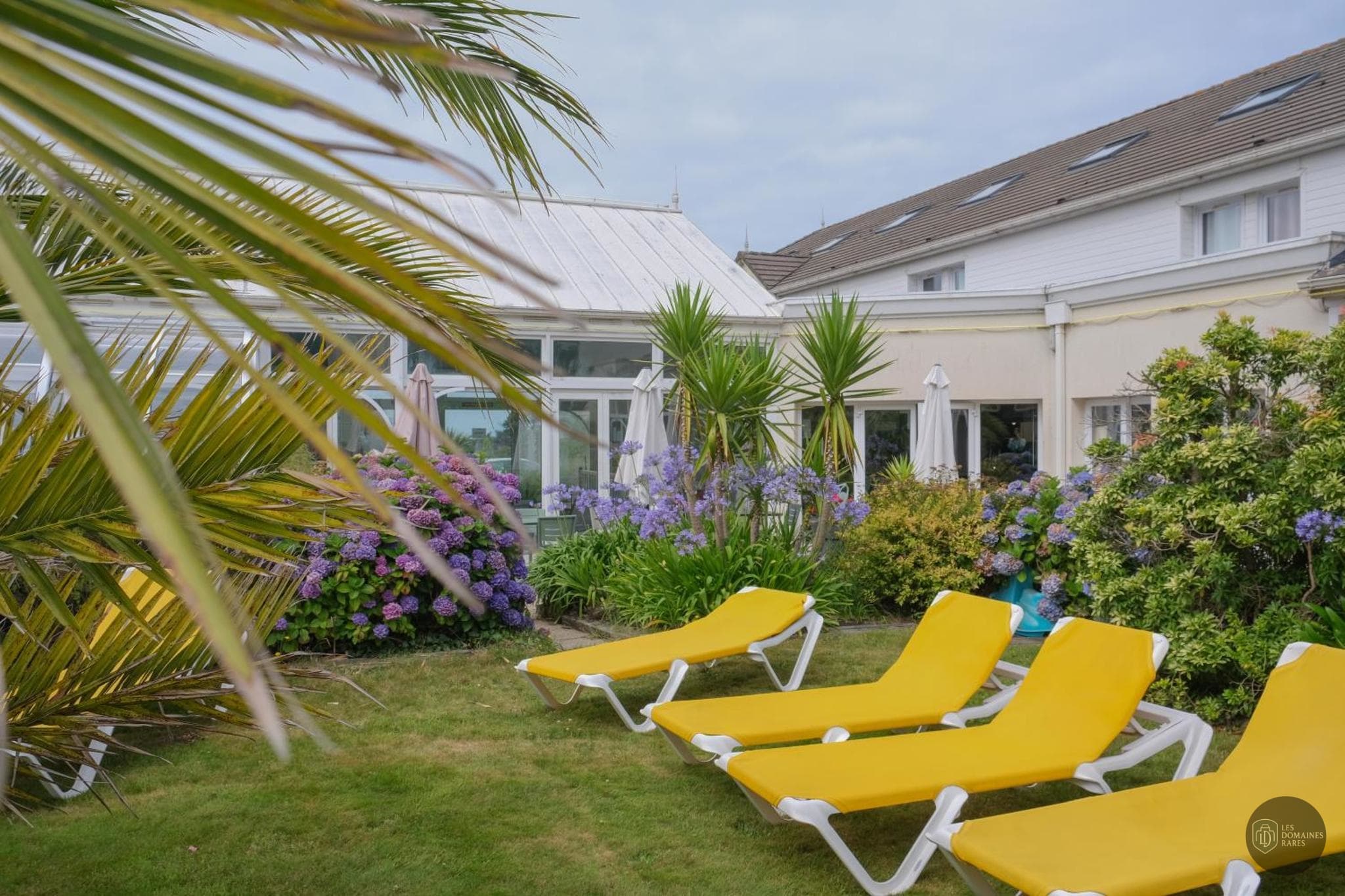 Vue extérieure de l'hôtel Hôtel Arcadia à Lannion en Bretagne