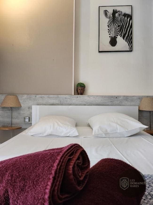 Chambre de l'hôtel Hôtel Ariane à Istres en Provence-Alpes-Côte d'Azur
