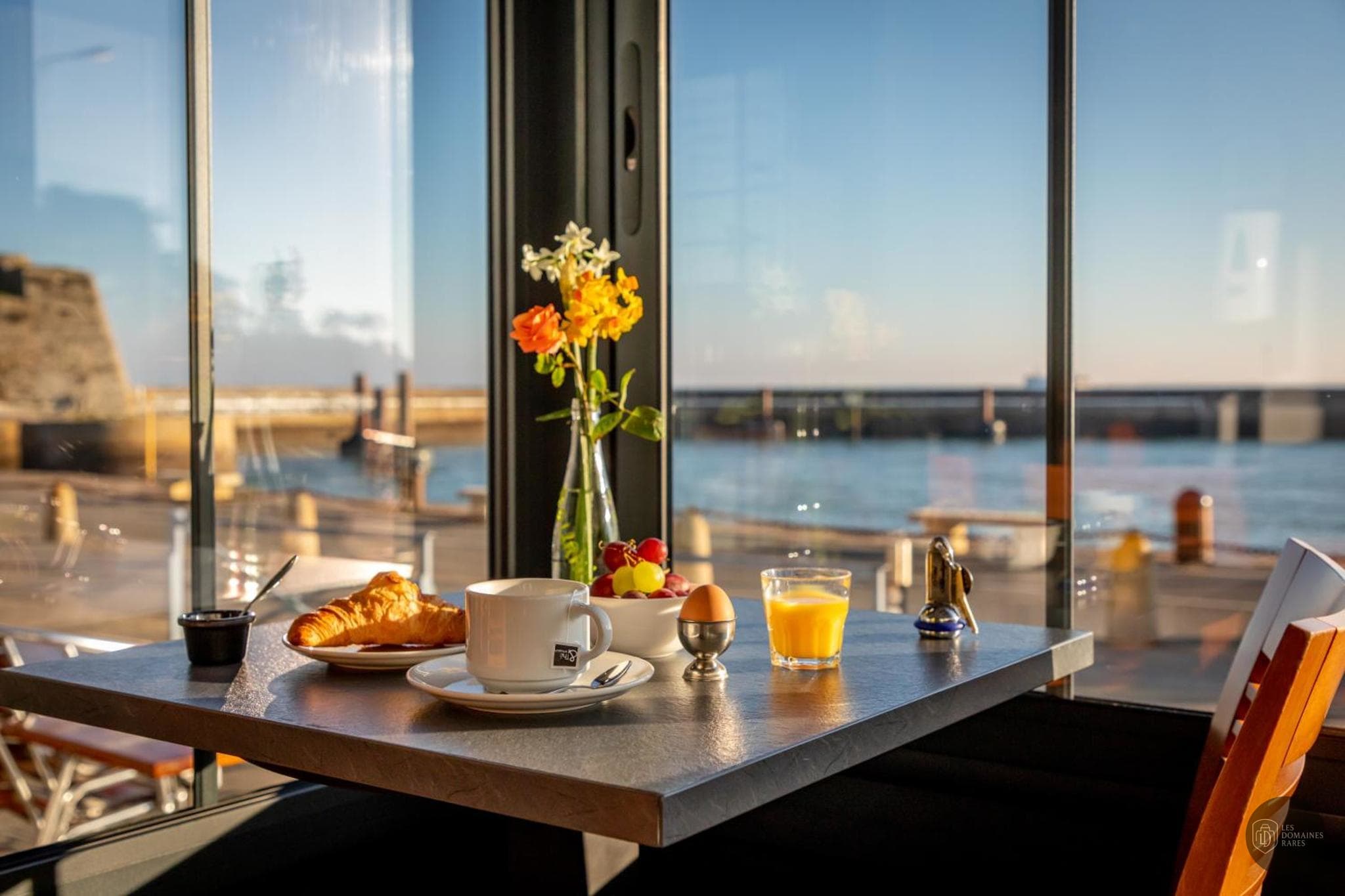 Restaurant de l'hôtel Hôtel Atlantique à Le en Bretagne