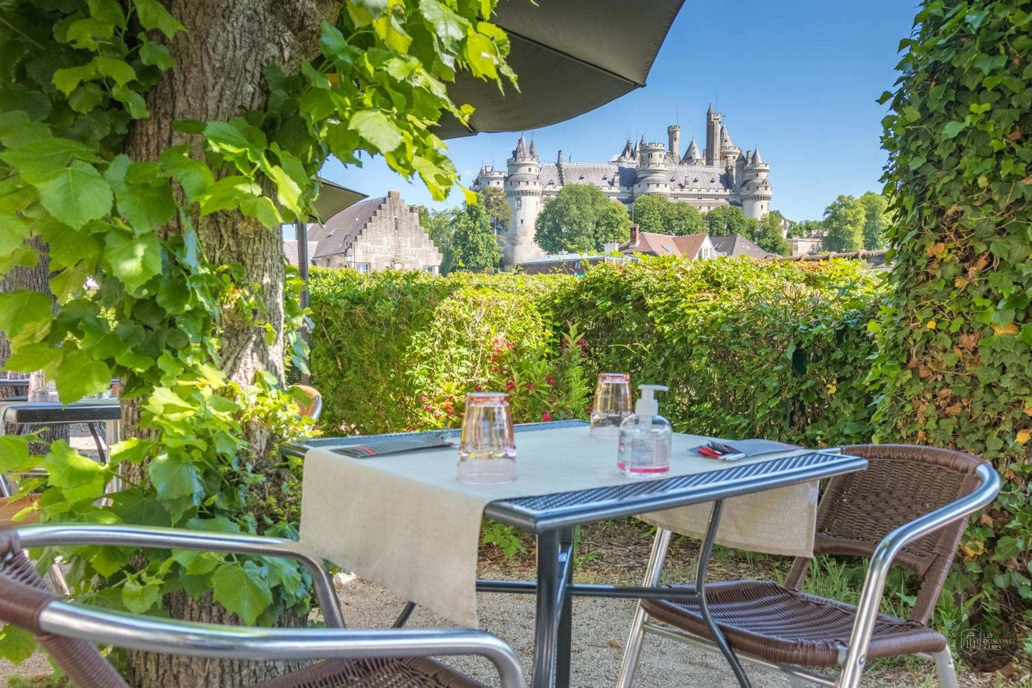 Vue extérieure de l'hôtel Hôtel Beaudon à Pierrefonds en Hauts-de-France