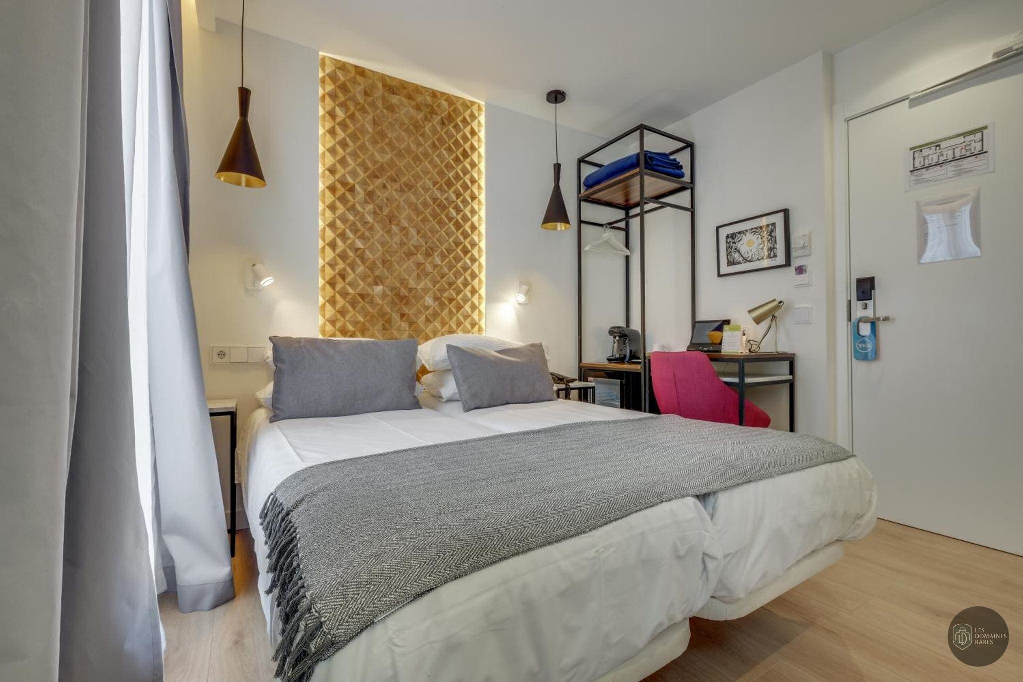 Chambre de l'hôtel Hôtel Beausejour à Colmar en Grand Est - séminaire colmar france coordonnées gps latitude : 48.084085
