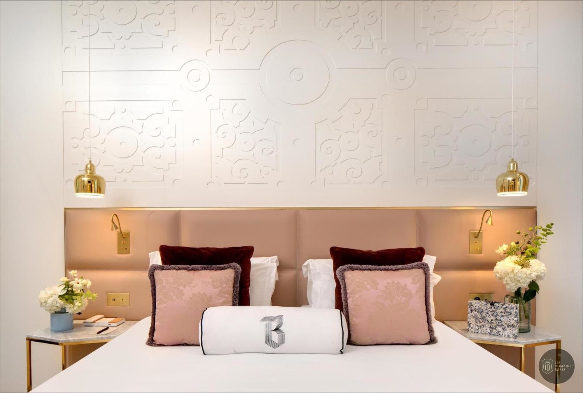 Chambre de l'hôtel Hôtel Bowmann à Paris en Île-de-France