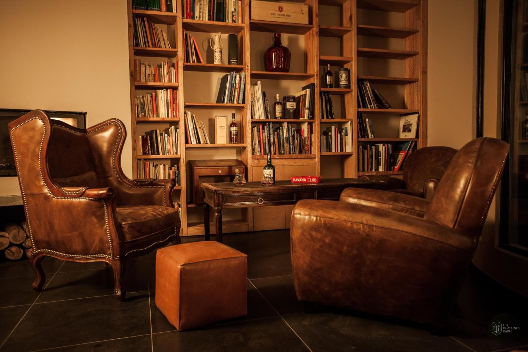 Espace intérieur de l'hôtel Hôtel C-Suites à Nîmes en Occitanie