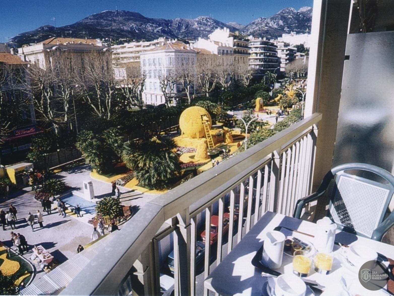 Vue extérieure de l'hôtel Hôtel Chambord à Vichy en Auvergne-Rhône-Alpes