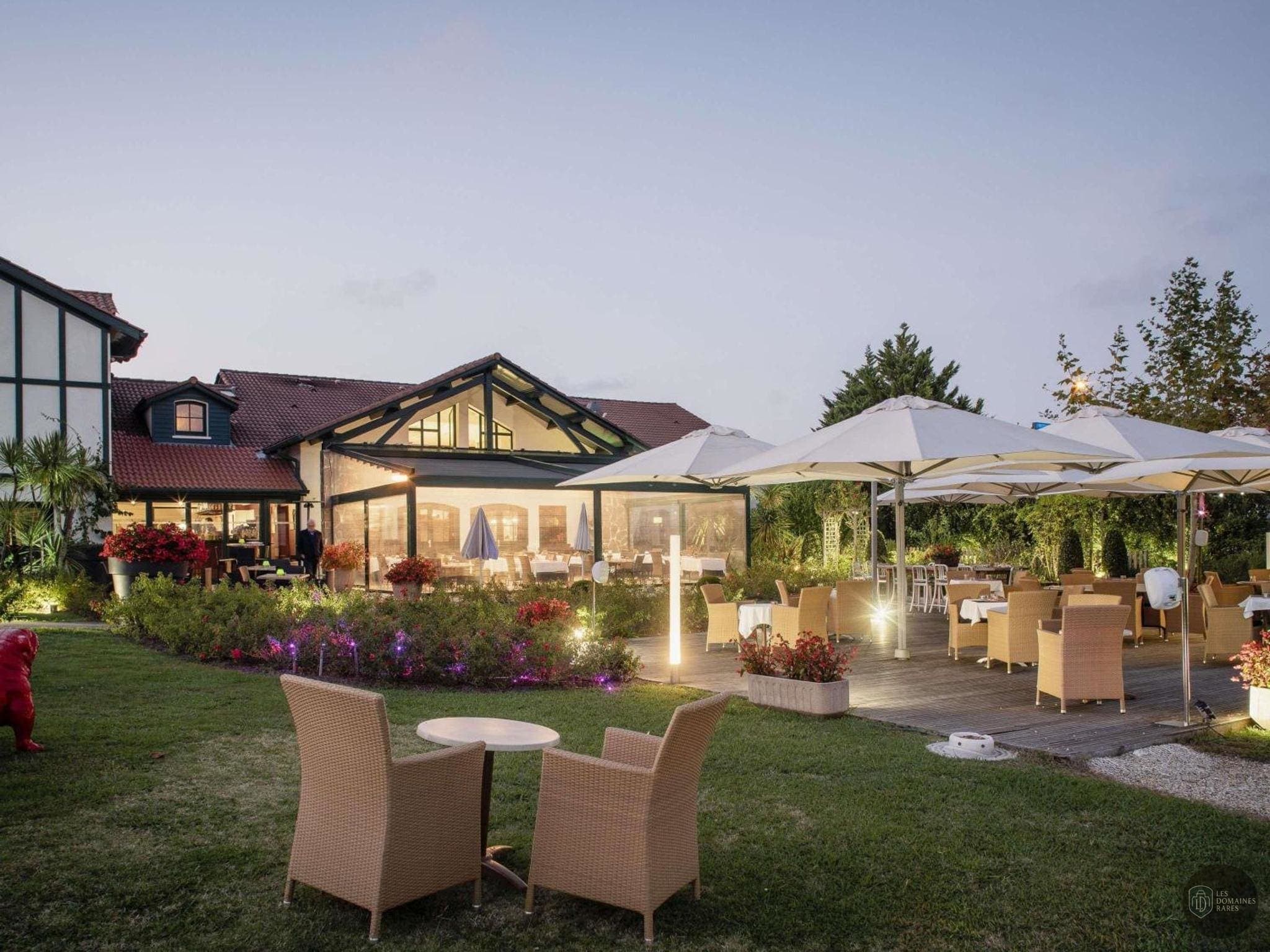 Vue extérieure de l'hôtel Hôtel Donibane en Nouvelle-Aquitaine