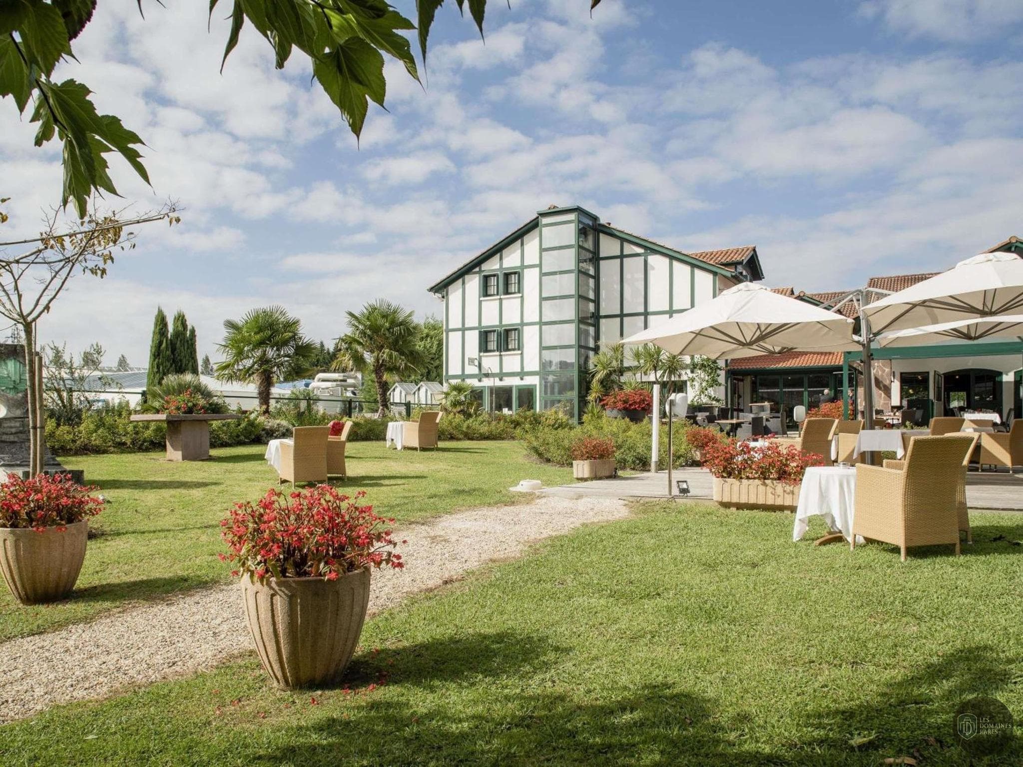 Vue extérieure de l'hôtel Hôtel Donibane en Nouvelle-Aquitaine